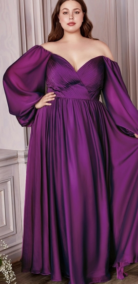 Formal dress - Picture 9 of 11